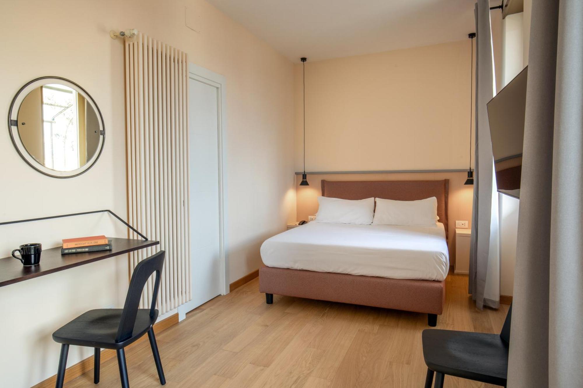 Hotel Colosseum Рим Екстериор снимка