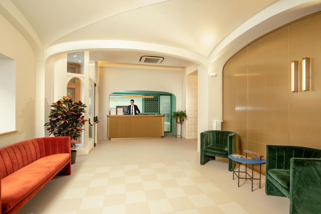 Hotel Colosseum Рим Екстериор снимка